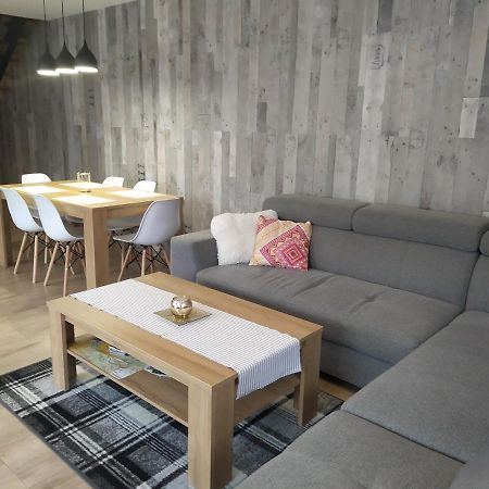 Apartament Kaola เยเลเนียกูรา ภายนอก รูปภาพ