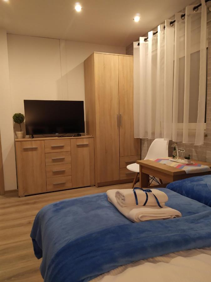 Apartament Kaola เยเลเนียกูรา ภายนอก รูปภาพ