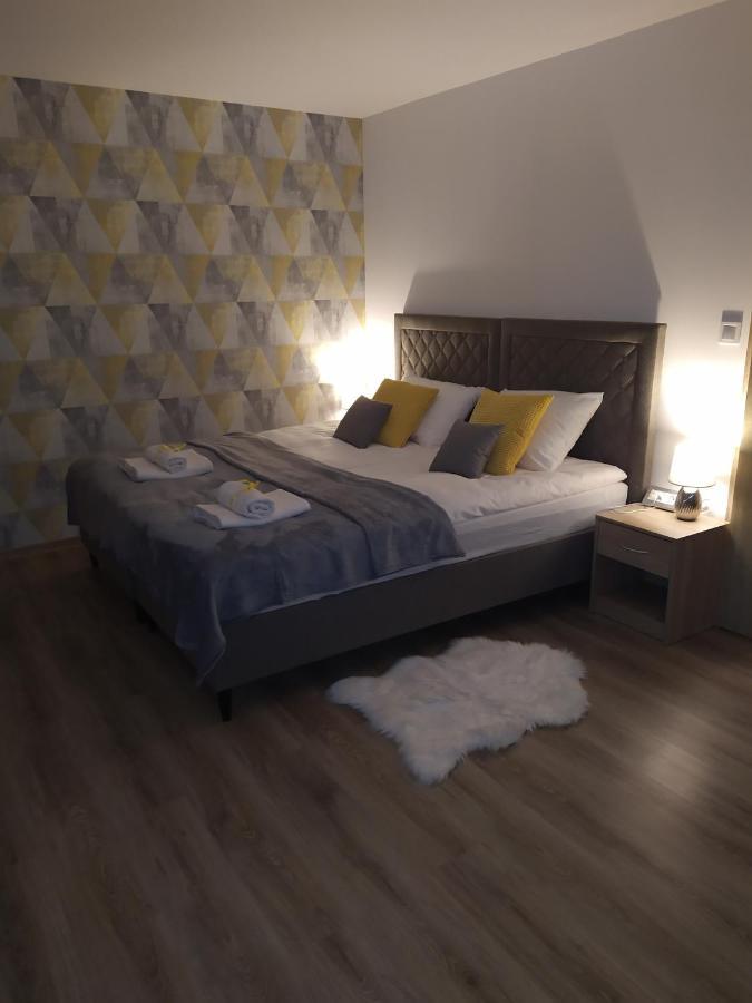 Apartament Kaola เยเลเนียกูรา ภายนอก รูปภาพ