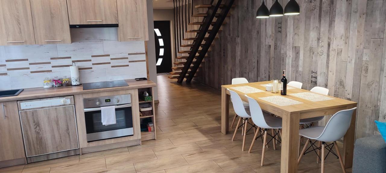 Apartament Kaola เยเลเนียกูรา ภายนอก รูปภาพ